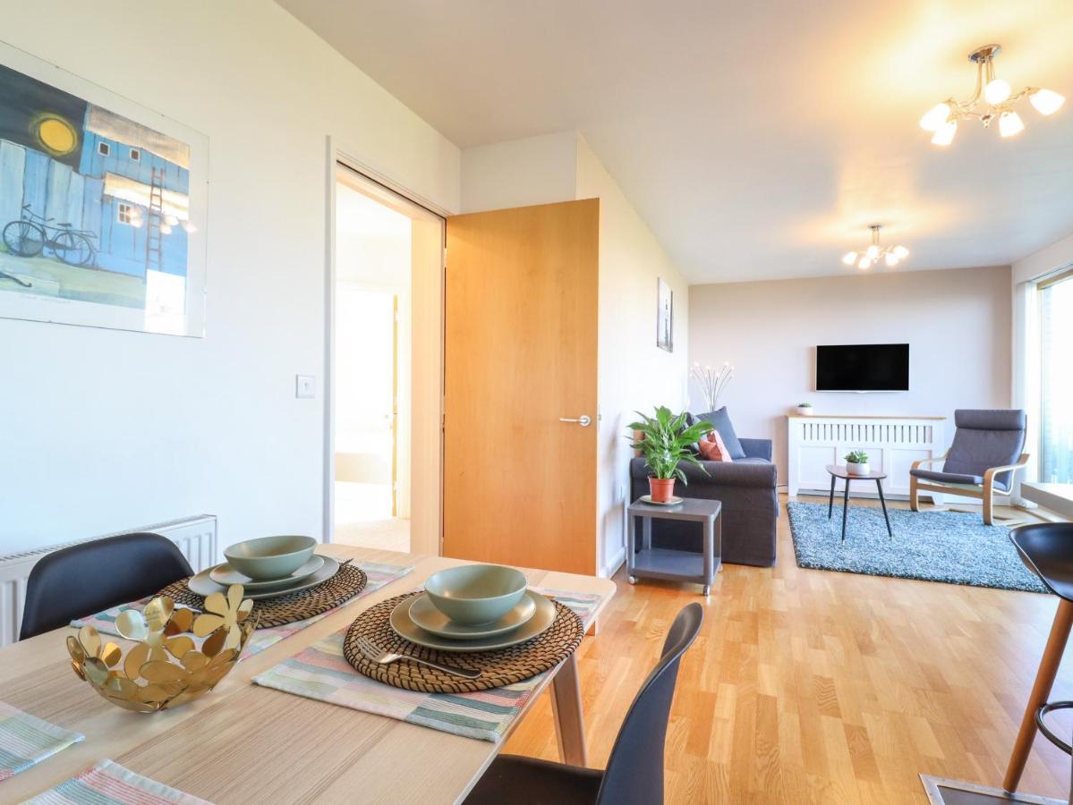 Flat 19 By The Beach Harwich Bagian luar foto